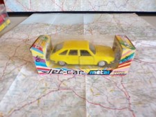 Renault jaune ancienne d'occasion  Aunay-sur-Odon