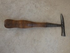 Ancien marteau probablement d'occasion  Pont-l'Abbé-d'Arnoult