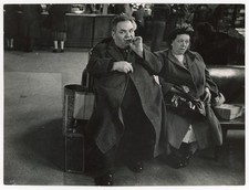 Foto original de Esther Bubley Greyhound Bus Station NYC 1947 comprar usado  Enviando para Brazil