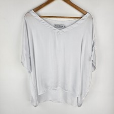 Blusa Carolina Top Feminina Tamanho M/L Cetim Branco Decote V Manga Curta Casual comprar usado  Enviando para Brazil