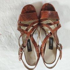 Chaussure escarpin femme d'occasion  Beaugency
