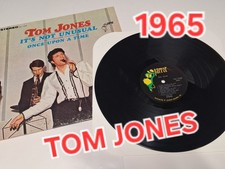VINYL RECORD ALBUM TOM JONES It's Not Unusual  RARE O.G. COVER 1965 LP VG+ - EX comprar usado VINYL RECORD ALBUM TOM JONES It's Not Unusual  RARE O.G. COVER 1965 LP VG+ - EX comprar usado  Enviando para Brazil