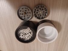 Grinder trita tabacco usato  Milano