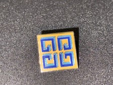Pins badge enamel d'occasion  Strasbourg-