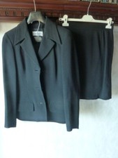 Tailleur nero giovanile usato  Genova