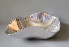 Nambe venus serving for sale  Belleville