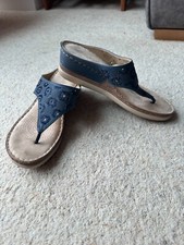 Ladies toe post for sale  BEVERLEY