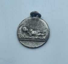 Ancienne medaille religieuse d'occasion  Prades