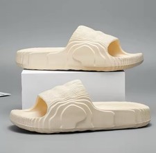 Ciabatte adidas usato  Fidenza