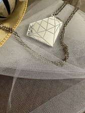 Usado, Alex & Chloe Colar de Diamante Acrílico Espelhado Padrão de Diamante Geométrico RARO comprar usado  Enviando para Brazil