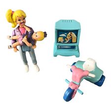 Antiga Casa de Bonecas Playskool Loira MÃE E BEBÊ + Triciclo e TV Loving Family 1994 comprar usado  Enviando para Brazil