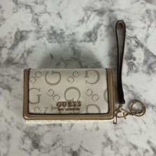Carteira feminina GUESS embreagem pulseira creme claro marfim logotipo G zíper comprar usado  Enviando para Brazil
