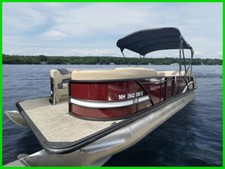 2024 sylvan clz for sale  Meredith