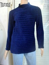 Pull bleu marine d'occasion  Villeneuve-Loubet