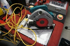 Makita 5604r 165mm for sale  READING