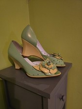 Espana shoes green for sale  GRANTHAM