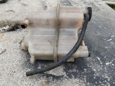 Vaschetta radiatore toyota usato  Manfredonia