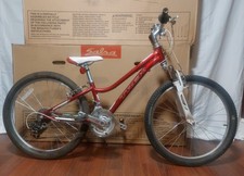 Trek mt220 youth for sale  Quakertown