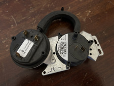 Armstrong air pressure for sale  De Pere