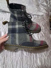 Martens boots castelsize for sale Martens boots castelsize for sale  REDCAR