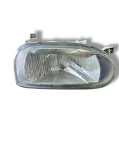 Faro fanale anteriore usato Faro fanale anteriore usato  Italia