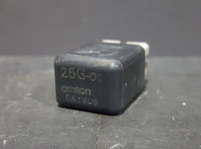 Relais omron 25g d'occasion  Chauny