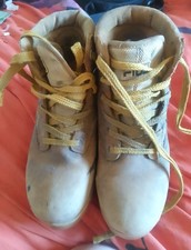 Men hiking boots for sale  BOURNEMOUTH