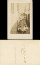 Foto frau rüschenkleid gebraucht kaufen  Ortrand