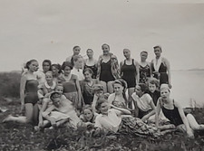 Original Foto junge Mädchen Gruppenfoto Bademode - ca. 40er Jahre comprar usado  Enviando para Brazil
