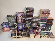 VC Andrews PAPERBACK BOOK/BOOKS /VARIOUS TITLES /CHOICE comprar usado VC Andrews PAPERBACK BOOK/BOOKS /VARIOUS TITLES /CHOICE comprar usado  Enviando para Brazil