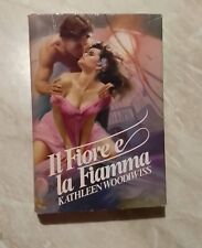 Fiore fiamma kathleen usato  Italia