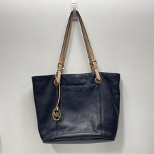 Bolsa de ombro Michael Kors preta, usado comprar usado Bolsa de ombro Michael Kors preta, usado comprar usado  Enviando para Brazil