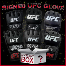 Luva misteriosa autografada/assinada UFC MMA caixa com certificado de autenticidade PSA JSA ou Beckett comprar usado  Enviando para Brazil