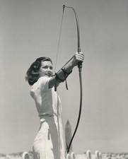 Archery 1950 young d'occasion  Expédié en Belgium