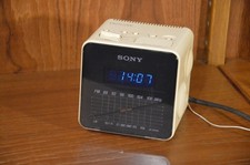 Radio réveil digicube d'occasion  Mezzavia