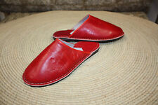 Babouches cuir rouge d'occasion  Les Pieux