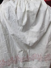 ""AVENTAL LONGO VINTAGE FEITO À MÃO - BORDA BORDADA DE CARVALHO E BOLOTA"" comprar usado ""AVENTAL LONGO VINTAGE FEITO À MÃO - BORDA BORDADA DE CARVALHO E BOLOTA"" comprar usado  Enviando para Brazil