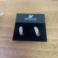 Usado, Brincos perfurados de cristal Swarovski tom dourado muito bons comprar usado Usado, Brincos perfurados de cristal Swarovski tom dourado muito bons comprar usado  Enviando para Brazil