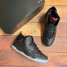 Jordan men courtside for sale  Groton