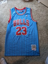 Camiseta rara azul retrô Michael Jordan #23 Chicago Bulls Throwback tamanho GG comprar usado  Enviando para Brazil