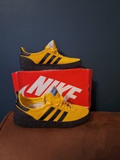 Mens black yellow for sale  SALTBURN-BY-THE-SEA