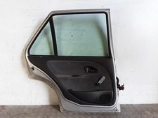 Porte arriere gauche d'occasion  Savenay