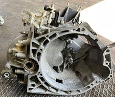 Cambio manuale marce usato  Putignano