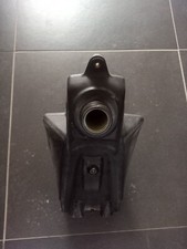 Serbatoio carburante suzuki usato  Genzano di Lucania