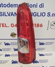 Fanale posteriore destro usato  Forgaria nel Friuli