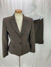 Tahari women brown for sale  Placentia