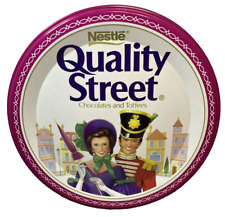 Usado, Nestlé's Quality Street Chocolates lata vazia recipiente de armazenamento vintage display comprar usado  Enviando para Brazil