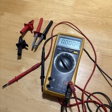Fluke 177 true for sale  GLOUCESTER