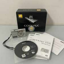 Fotocamera nikon coolpix usato  Milano