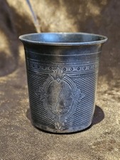 Ancien gobelet étain d'occasion  Formerie